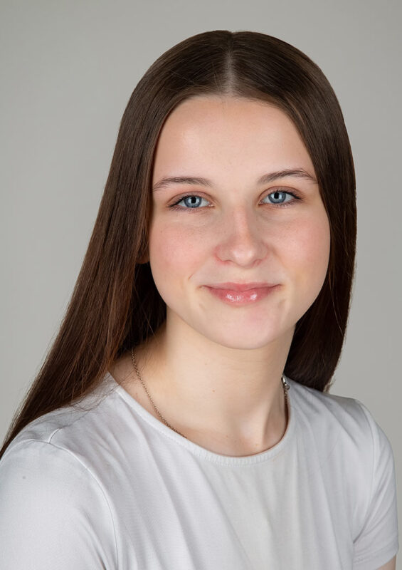 Ella M